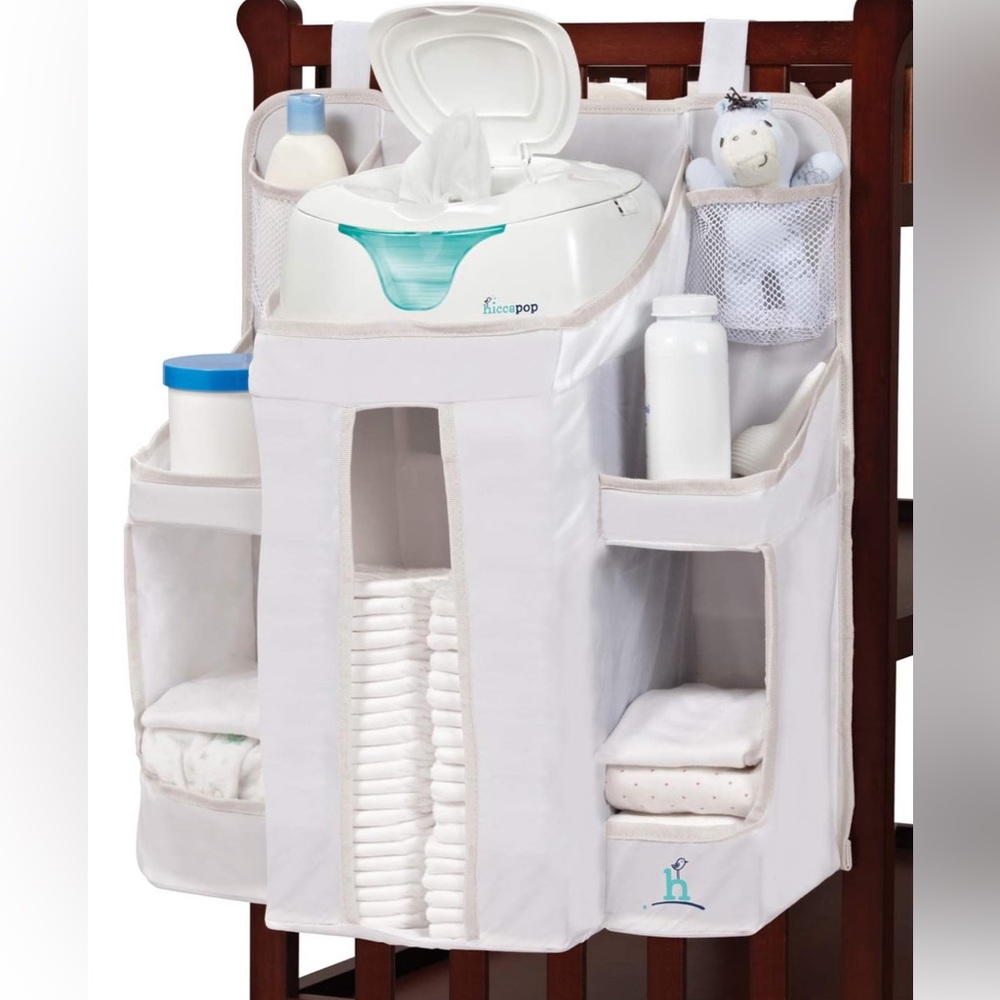 Diaper caddy for crib